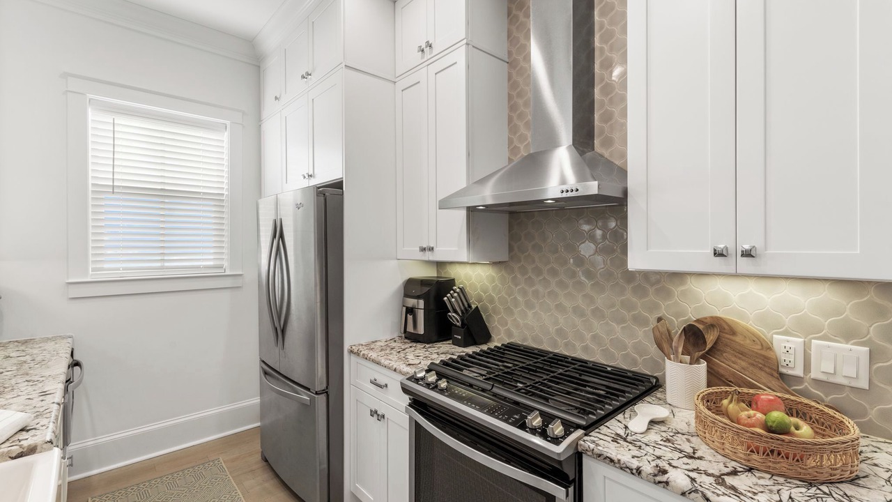 Photo of Kitchen in Greenway Park