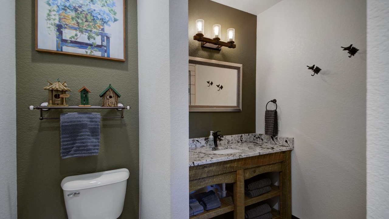 Photo of Bathroom in Deadwood