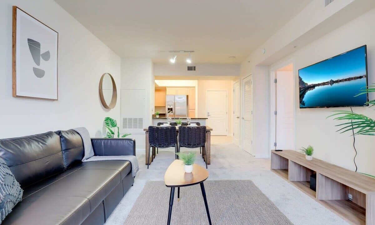 Photo of Livingroom in Aurora Highlands