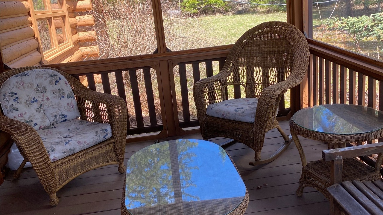 Photo of Patio Balcony in Town of Bellmont
