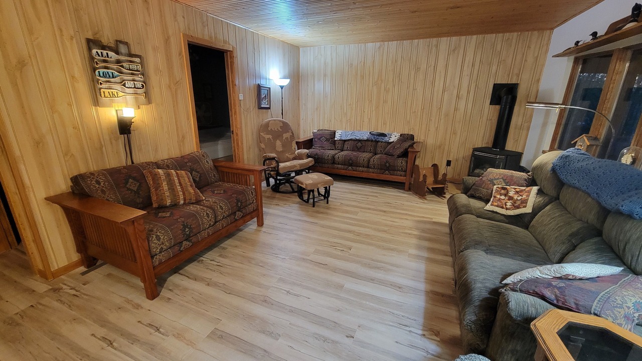Photo of Livingroom in Lowry