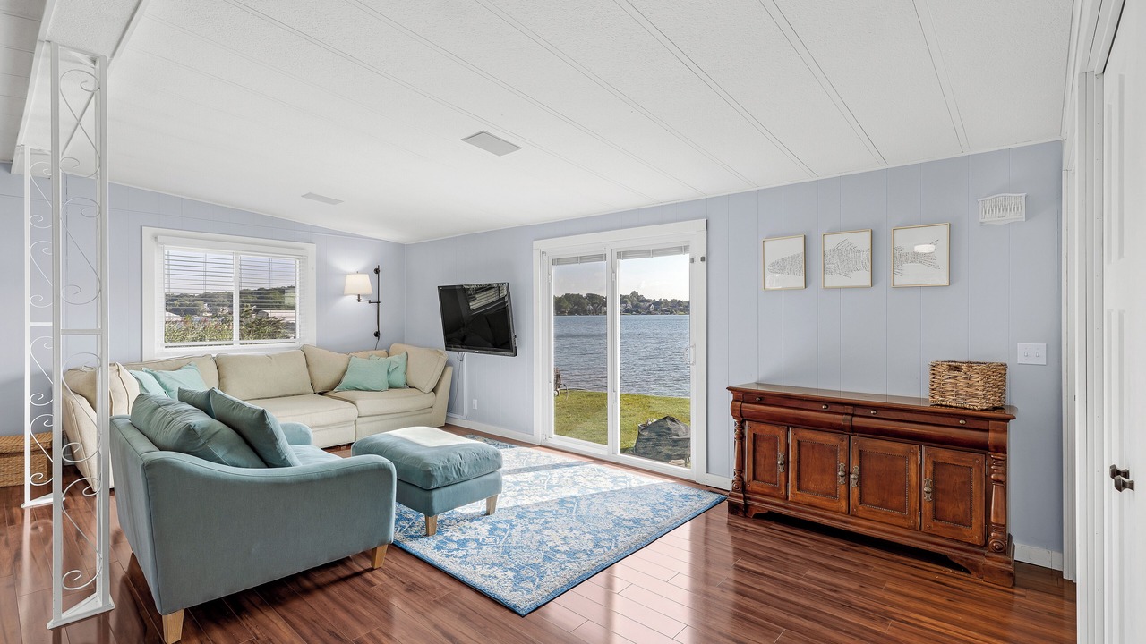 Photo of Livingroom in Waterford