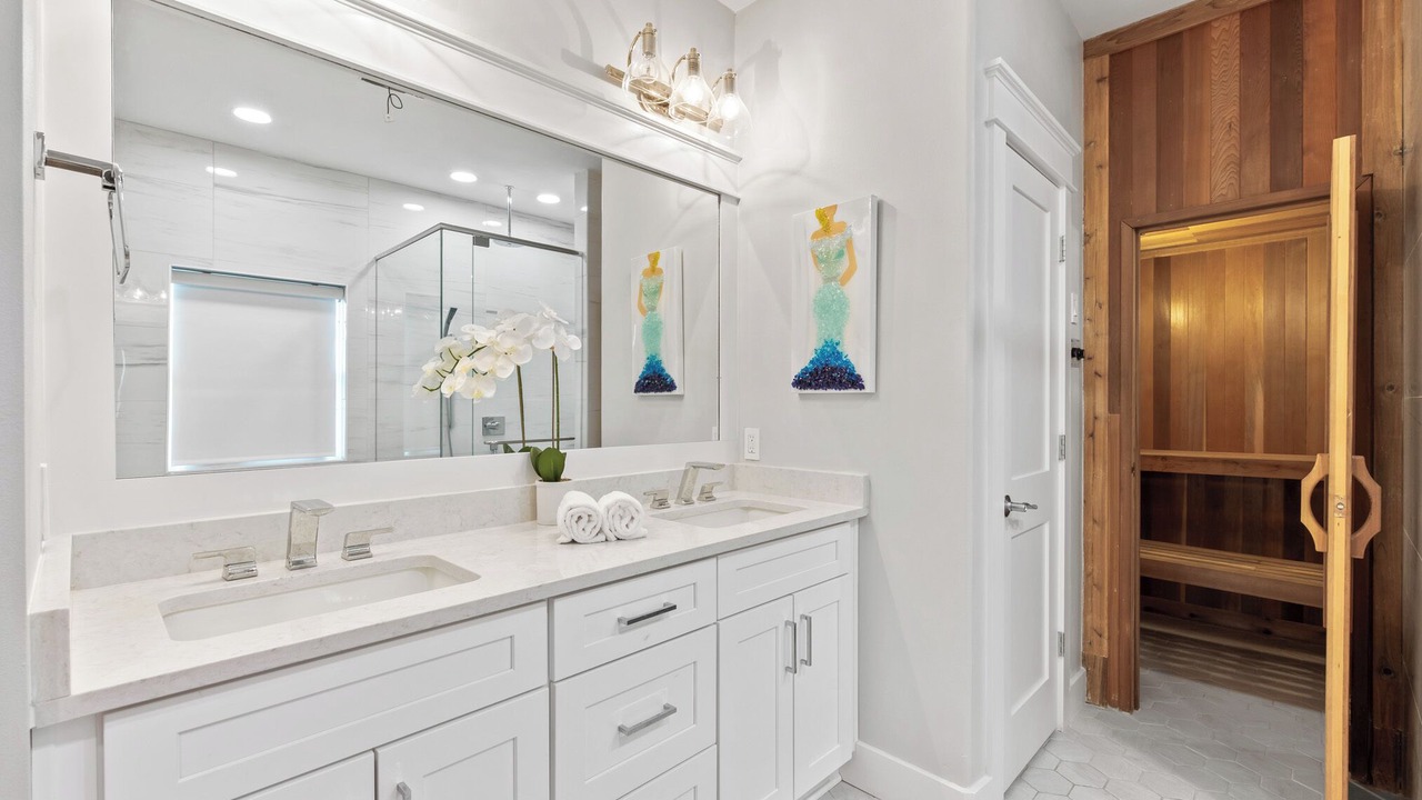 Photo of Bathroom in Village of Sugar Beach