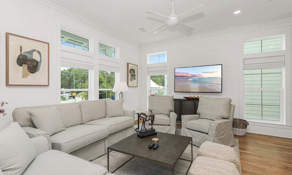 Photo of Livingroom in Grayton Beach