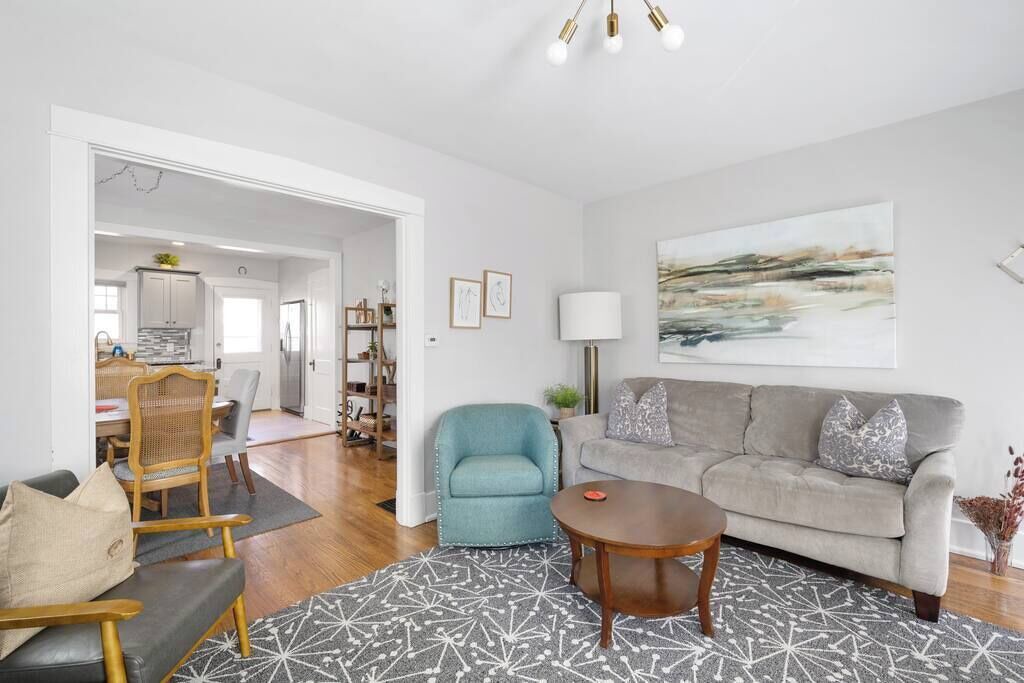 Photo of Livingroom in Louisville