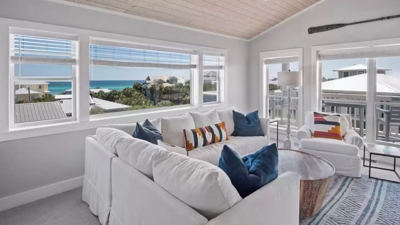 Photo of Livingroom in Grayton Beach