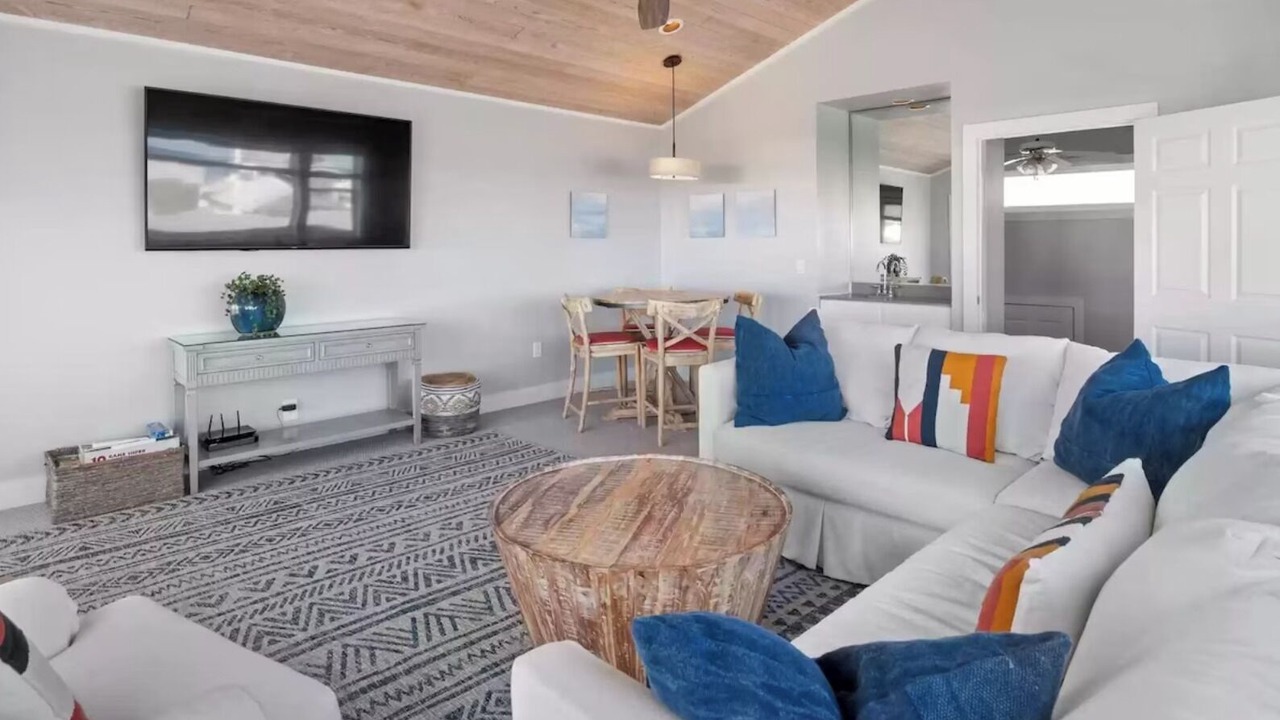 Photo of Livingroom in Grayton Beach
