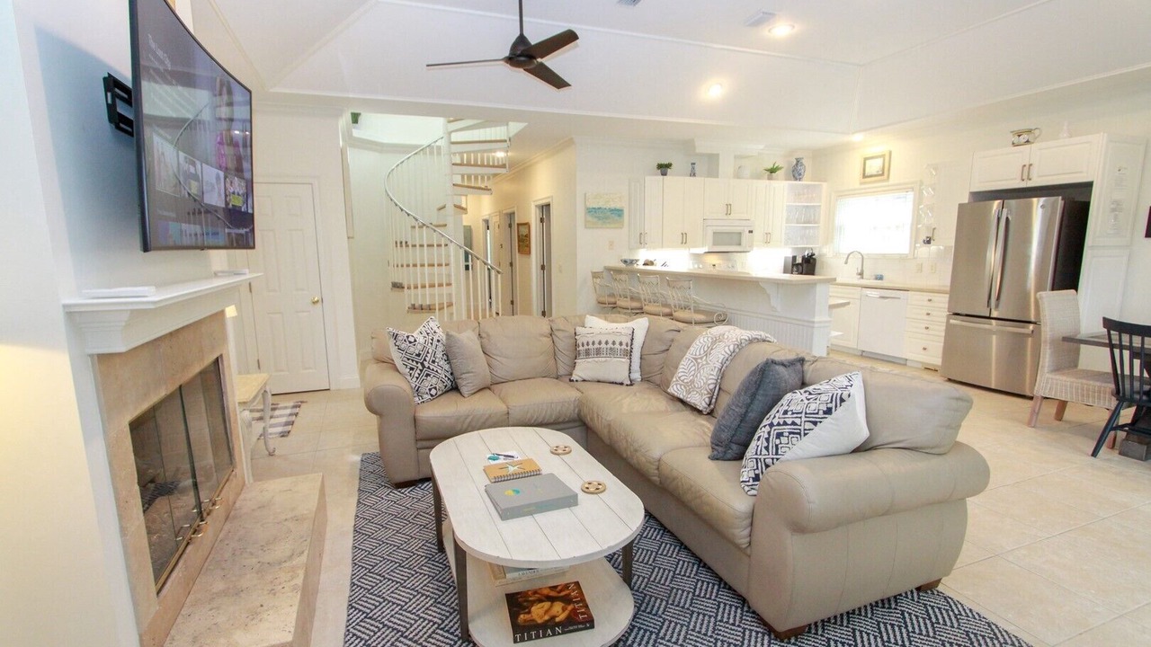 Photo of Bedroom in Seagrove Beach