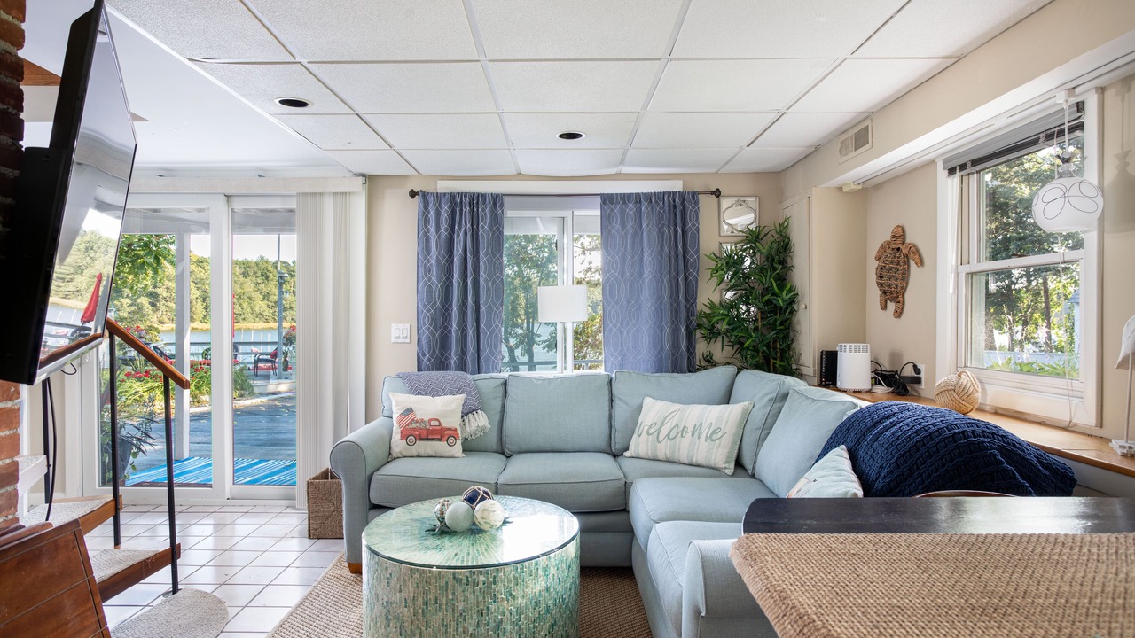 Photo of Livingroom in East Greenwich