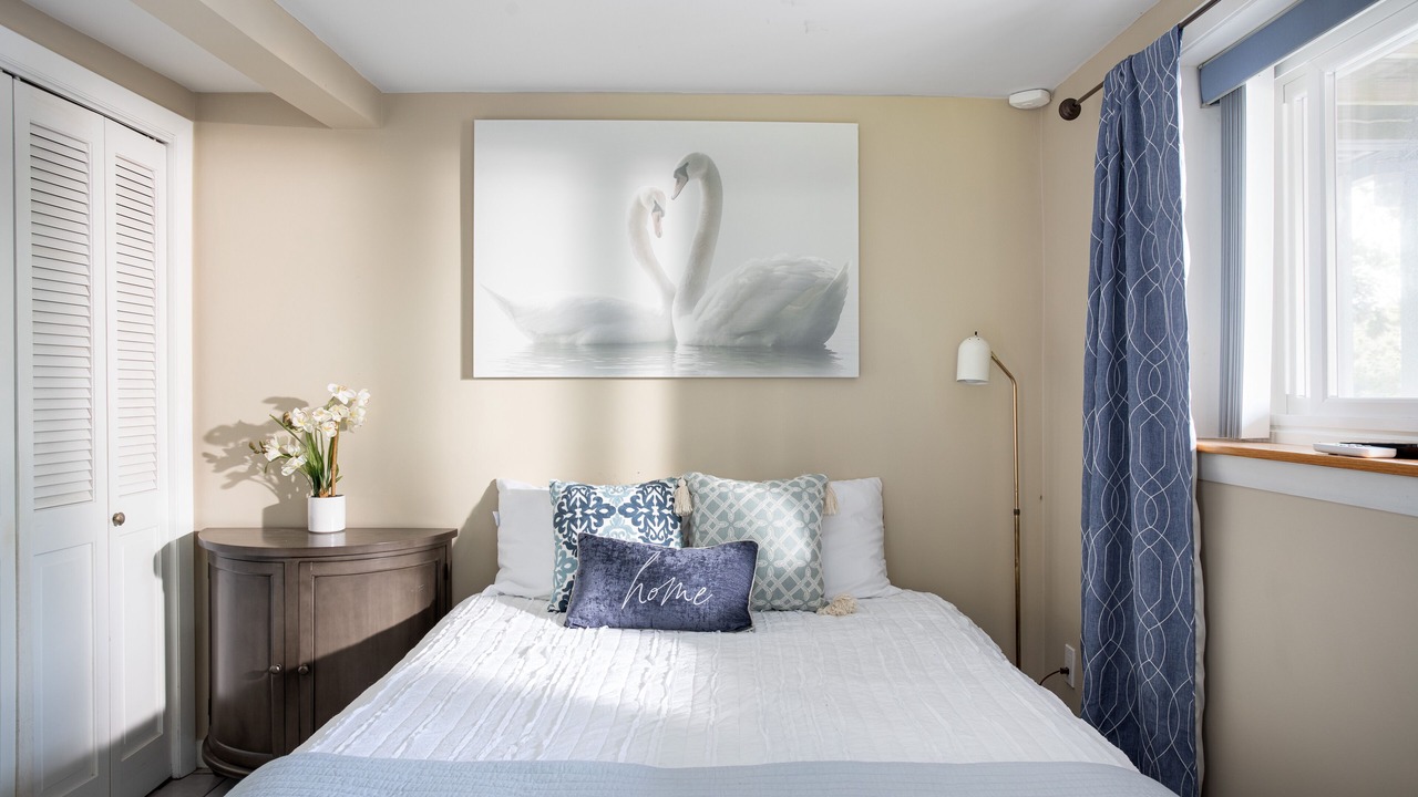 Photo of Bedroom in East Greenwich