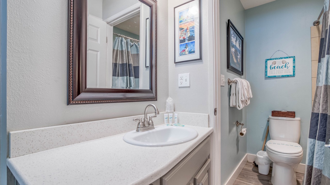 Photo of Bathroom in Neskowin