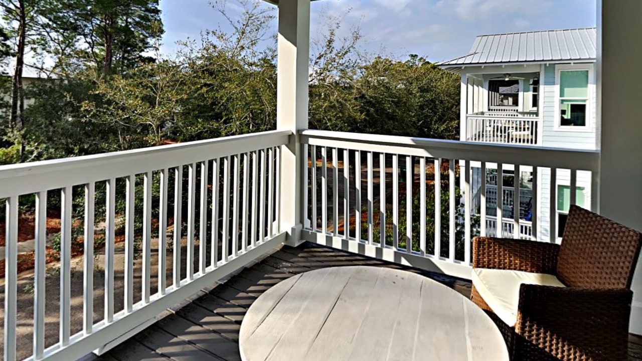 Photo of Patio Balcony in Greenway Park