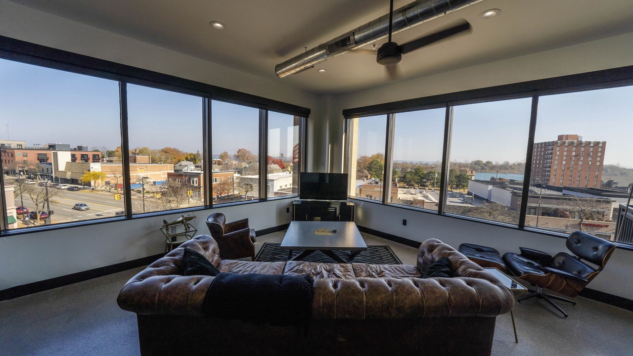 Photo of Livingroom in Wyandotte
