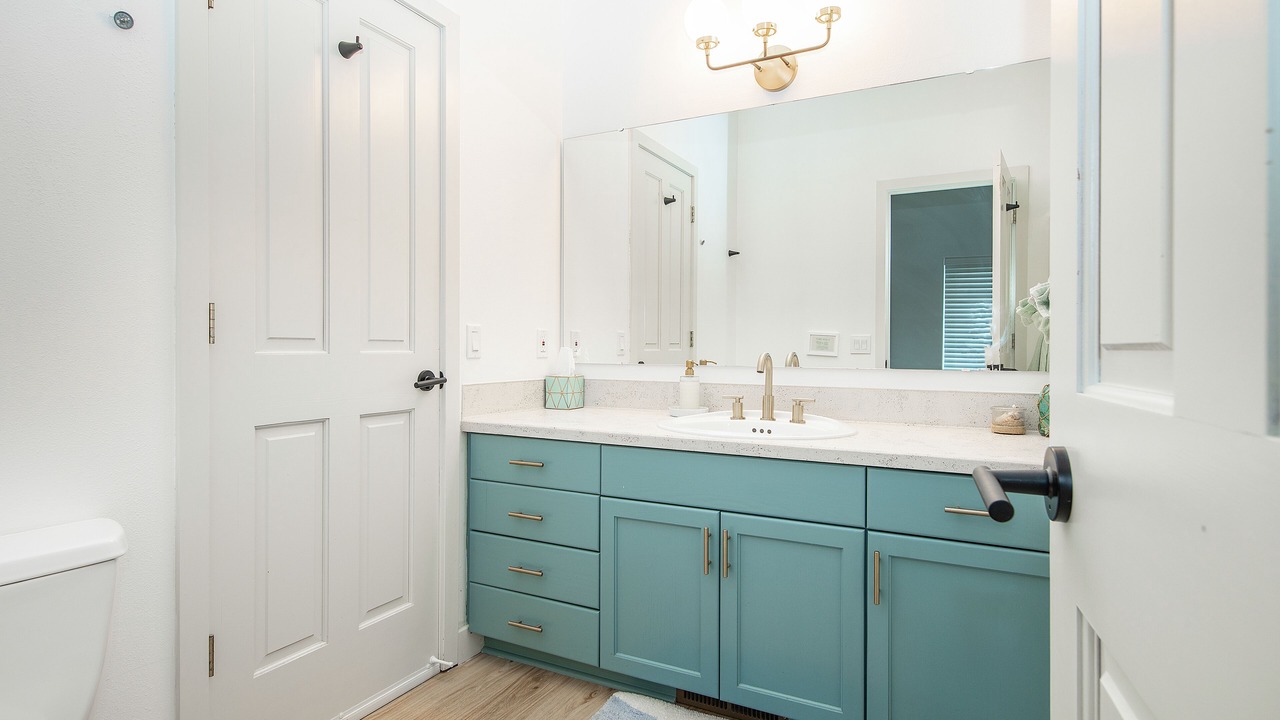 Photo of Bathroom in Hoodsport