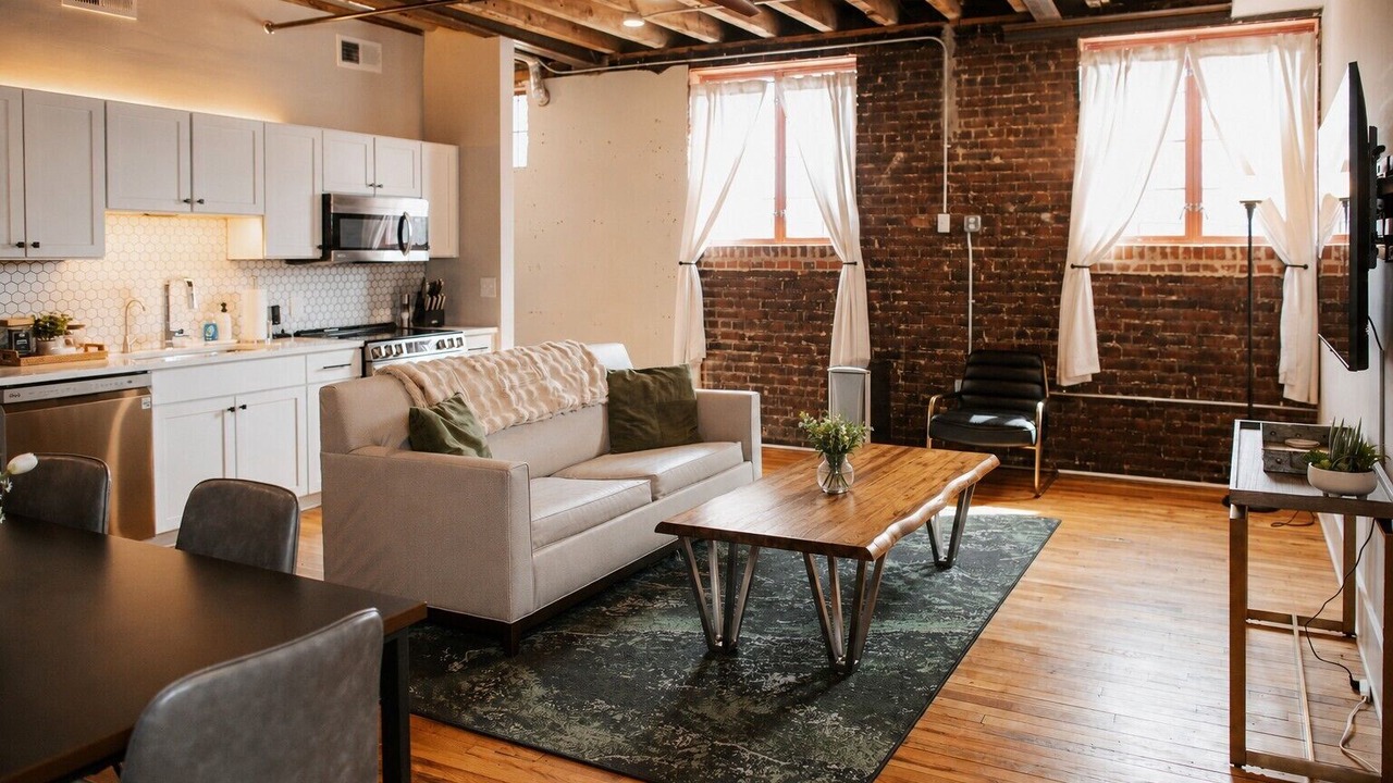 Photo of Livingroom in Jonesville