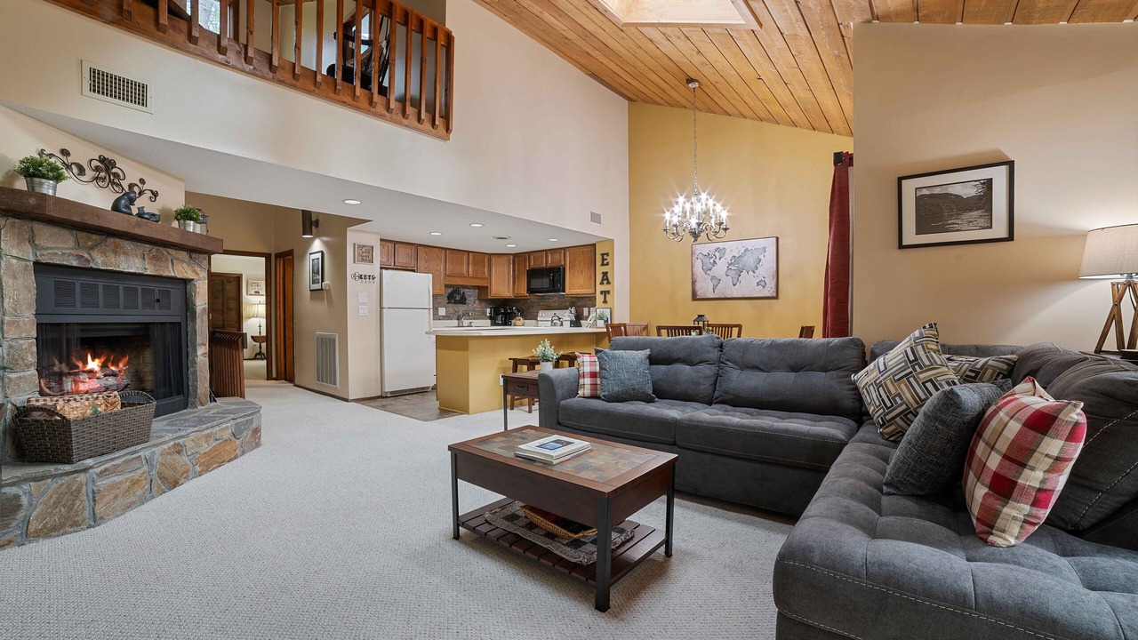 Photo of Livingroom in Sapphire