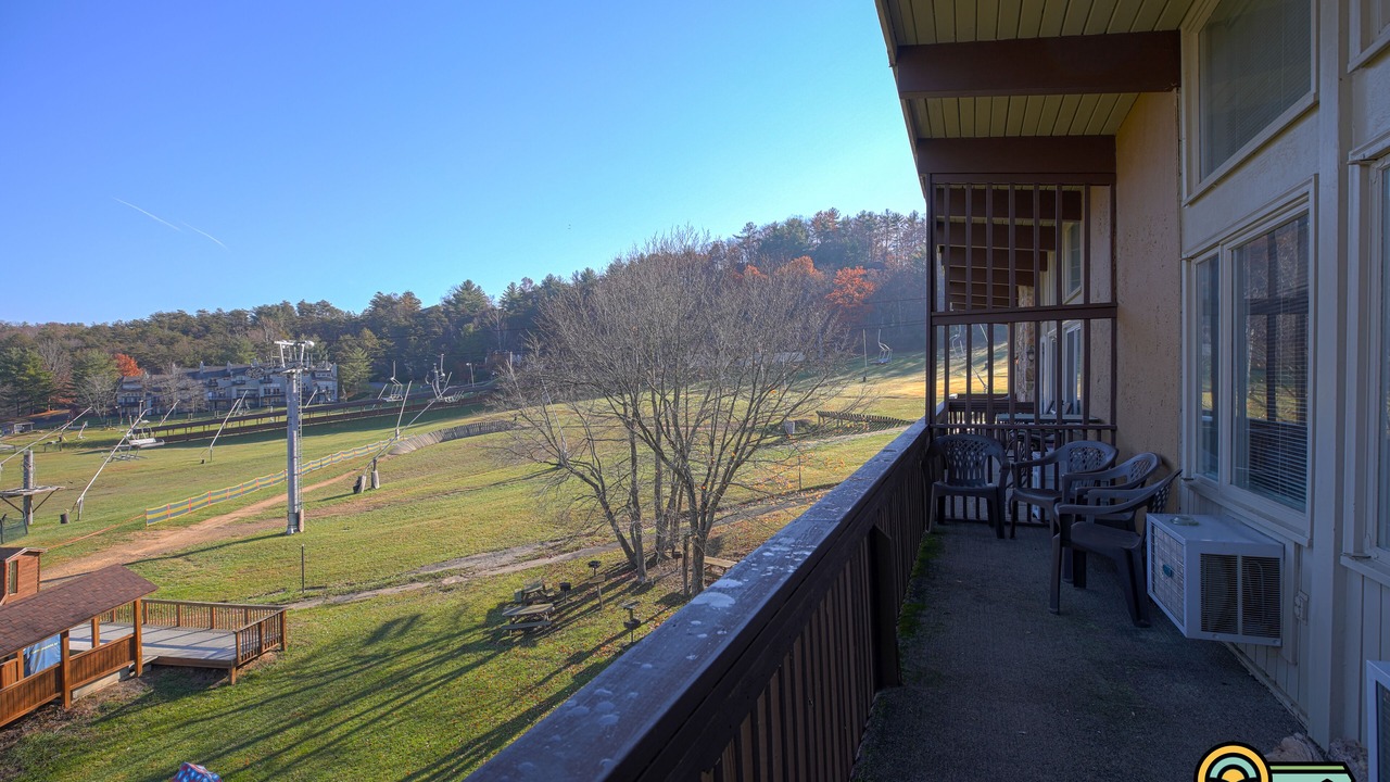 Photo of Patio Balcony in Mount Jackson