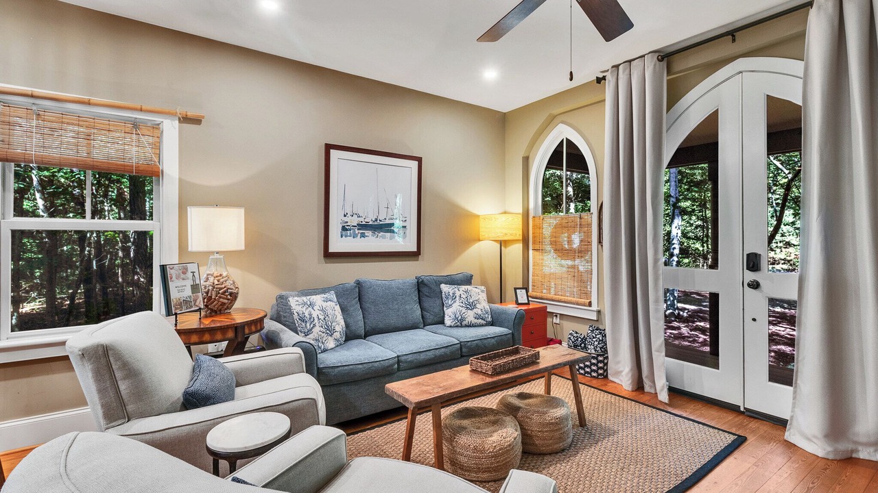 Photo of Livingroom in Irvington
