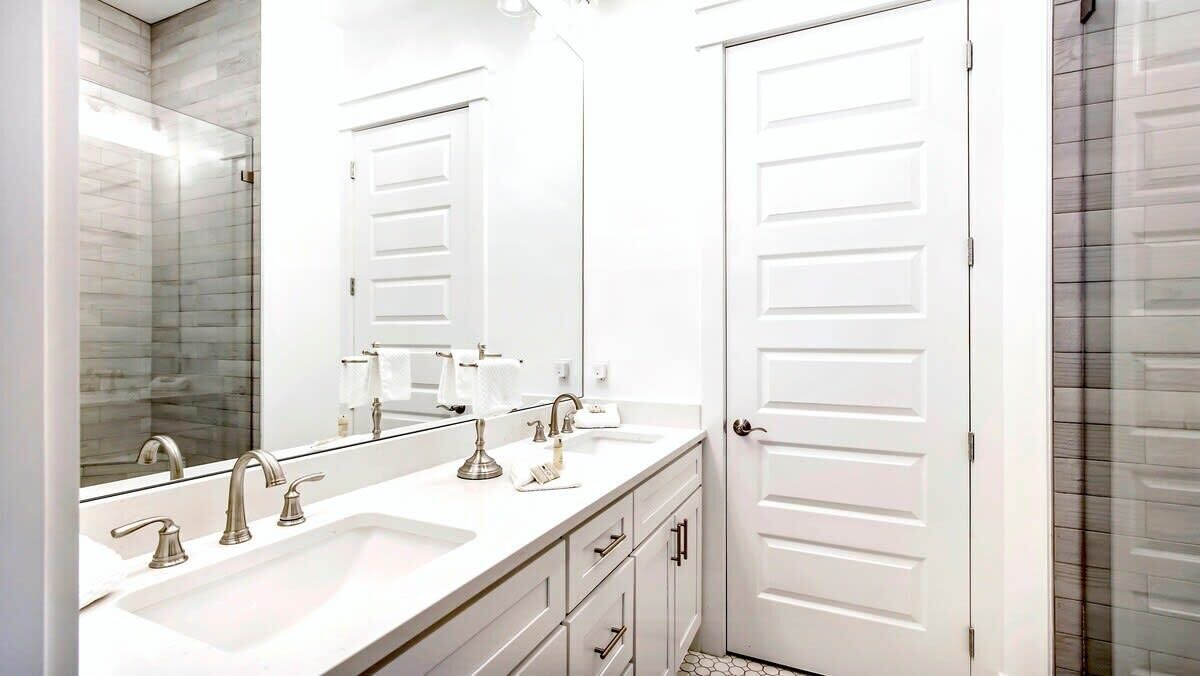Photo of Bathroom in Greenway Park