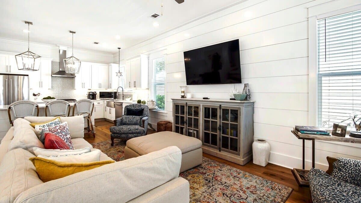 Photo of Livingroom in Greenway Park