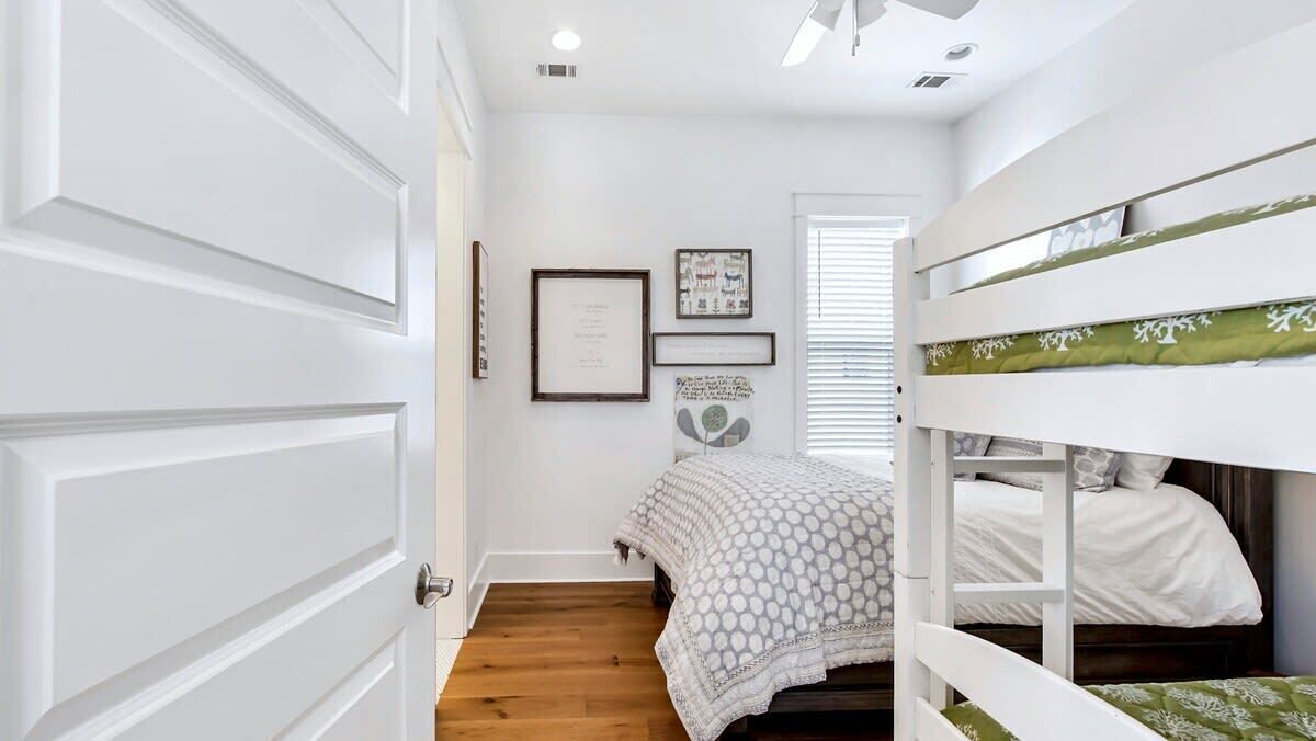 Photo of Bedroom in Greenway Park