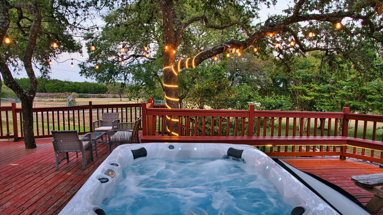 Photo of Outdoor in West Oak Hill