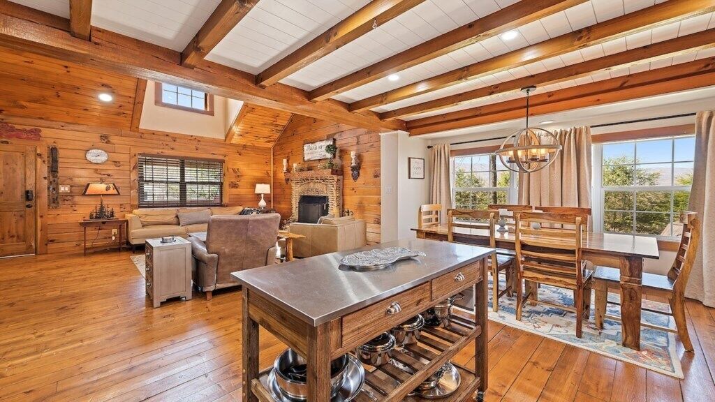 Photo of Bedroom in Waynesville
