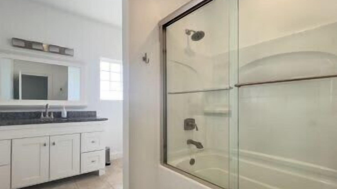 Photo of Bathroom in Chivas Bluff