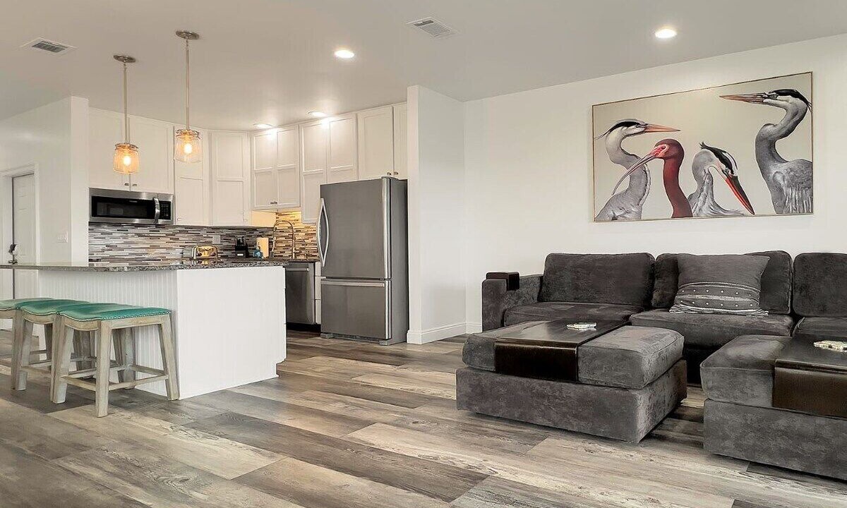 Photo of Livingroom in Chivas Bluff