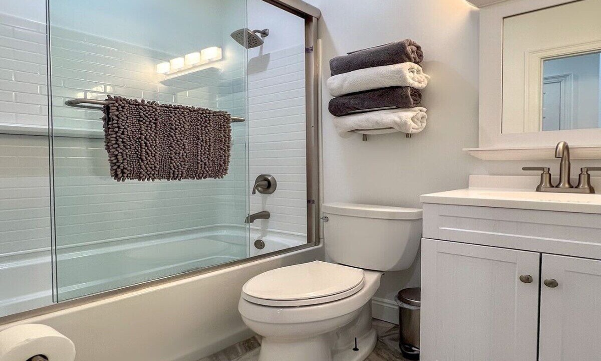 Photo of Bathroom in Chivas Bluff