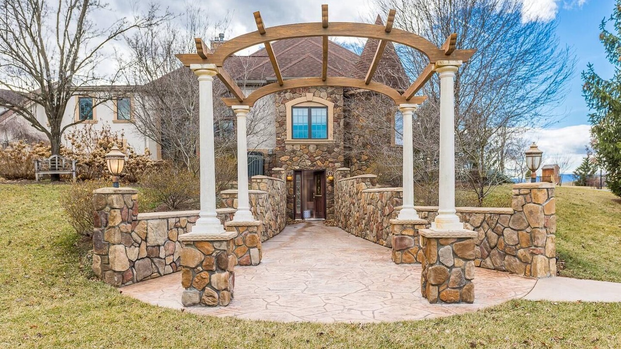 Photo of Outdoor in Cross Keys