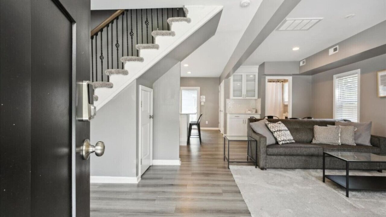Photo of Livingroom in Buckroe Beach