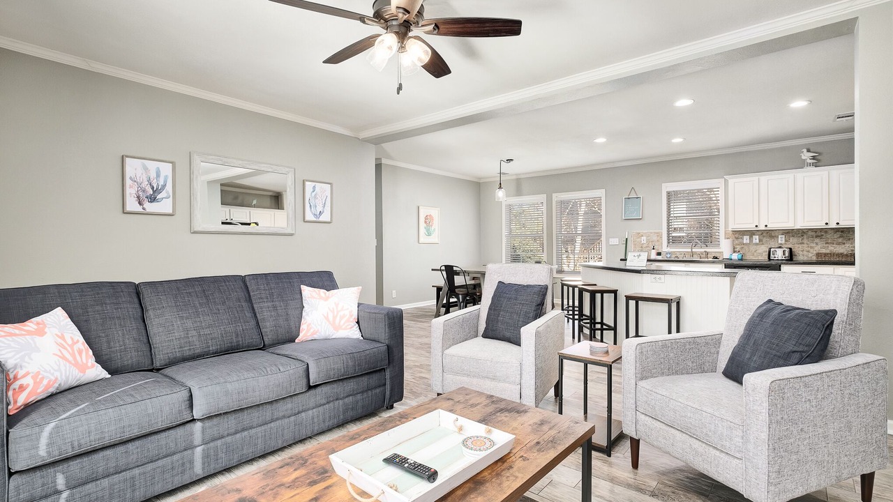 Photo of Livingroom in Village of Sugar Beach