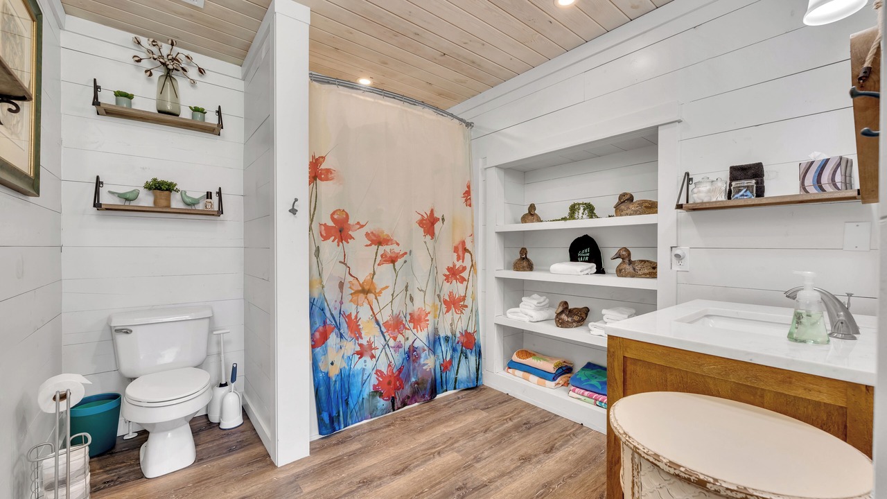 Photo of Bathroom in Trimble