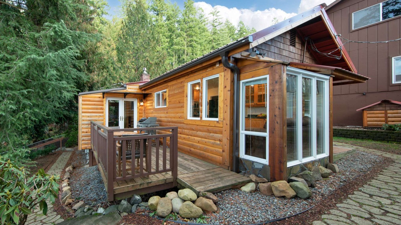 Photo of Outdoor in Maple Valley
