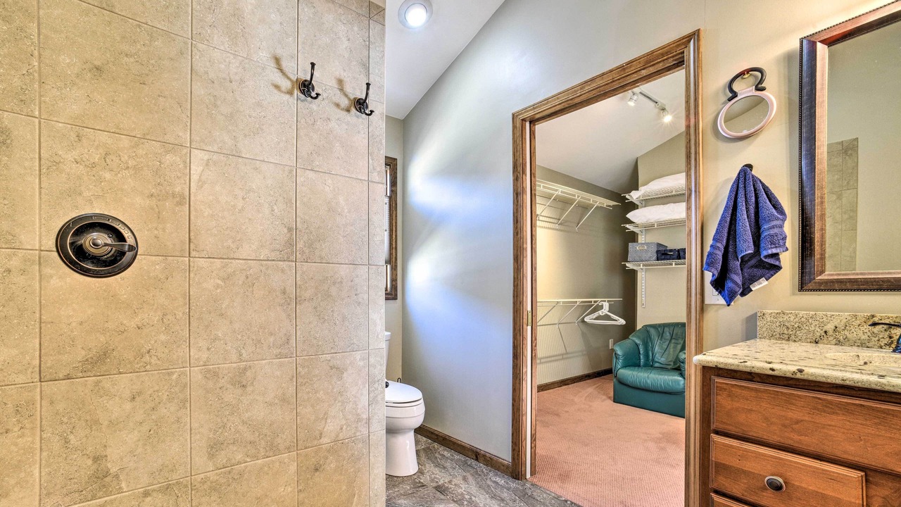 Photo of Bathroom in Linden