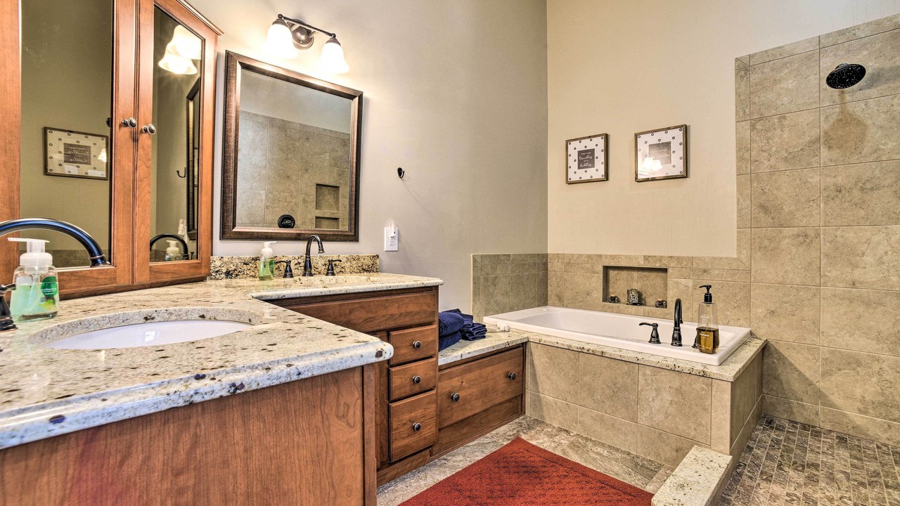 Photo of Bathroom in Linden
