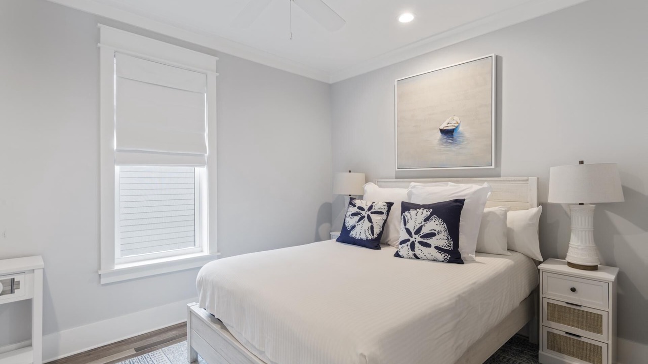 Photo of Bedroom in Lakeside at Blue Mountain Beach
