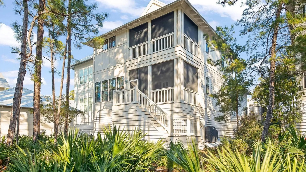 Photo of Outdoor in Lakeside at Blue Mountain Beach