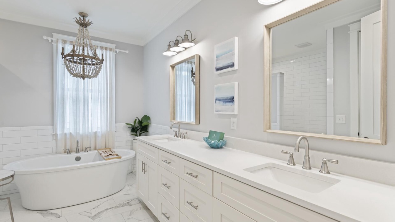 Photo of Bathroom in Lakeside at Blue Mountain Beach