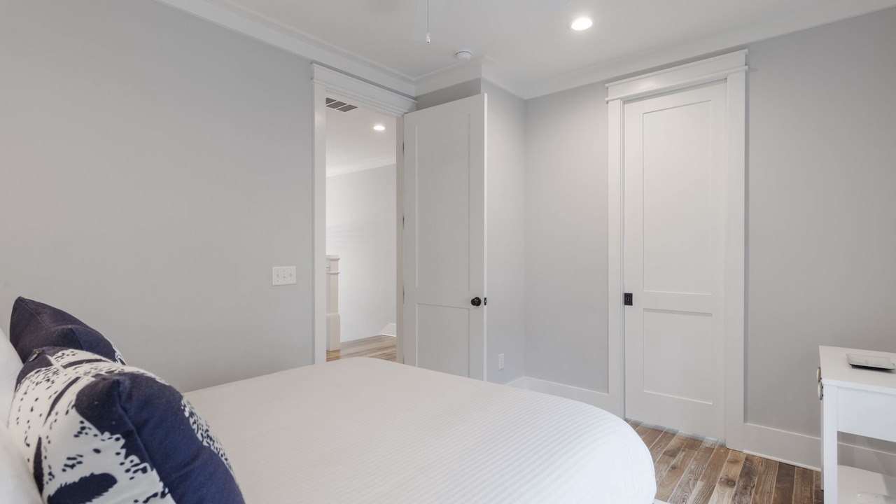Photo of Bedroom in Lakeside at Blue Mountain Beach