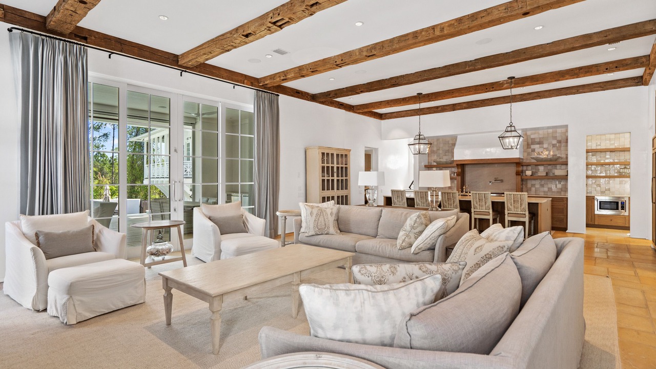 Photo of Livingroom in Seacrest Beach
