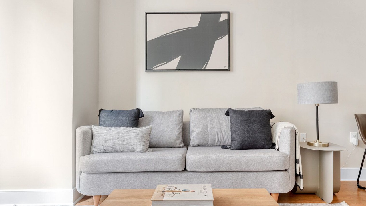 Photo of Livingroom in Mount Vernon Triangle