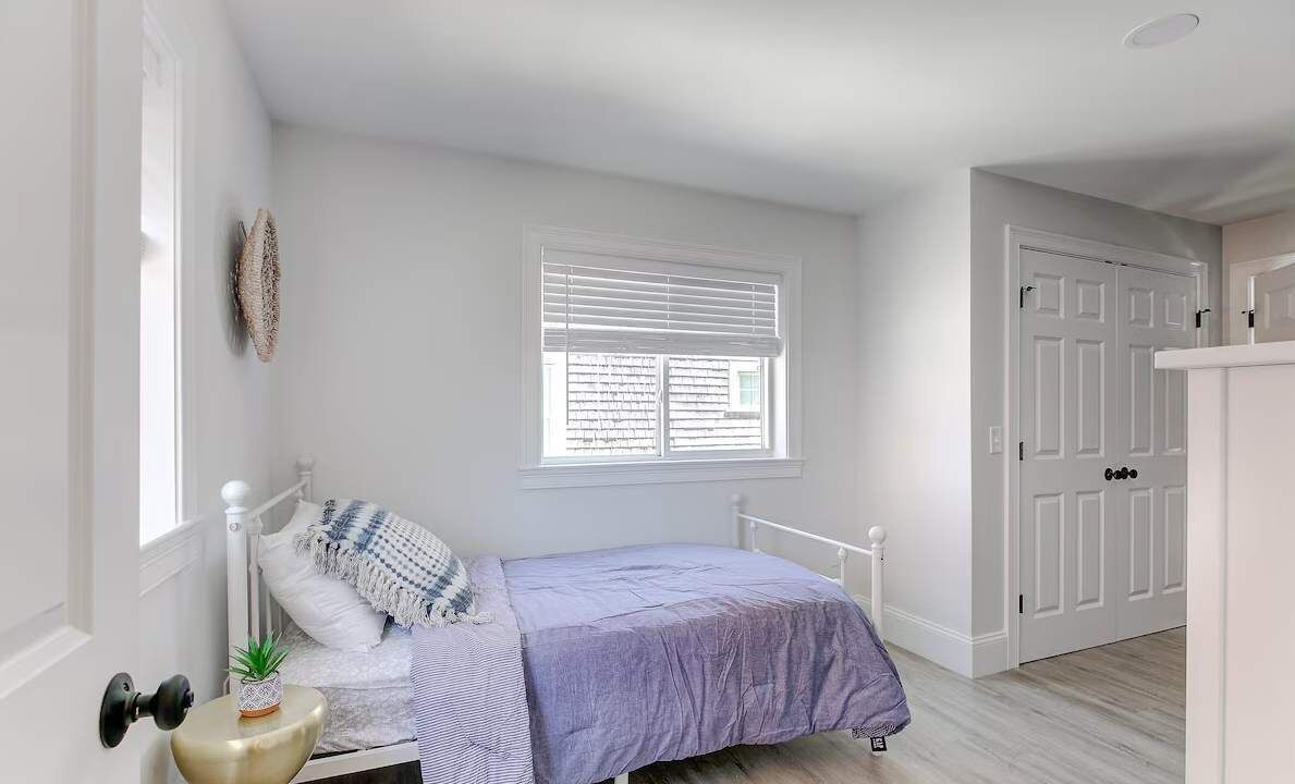 Photo of Bedroom in Yachting Village