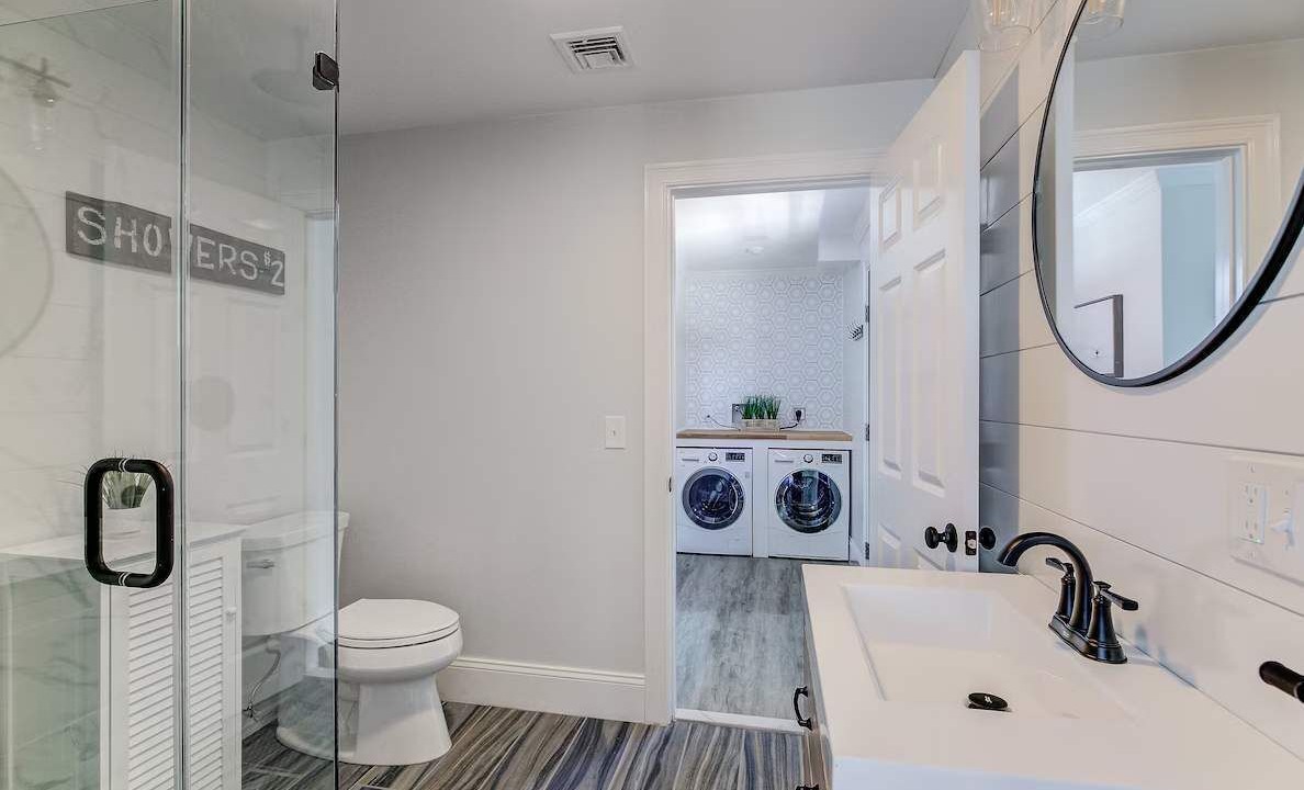 Photo of Bathroom in Yachting Village
