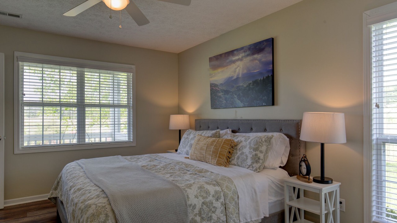 Photo of Bedroom in Hendersonville