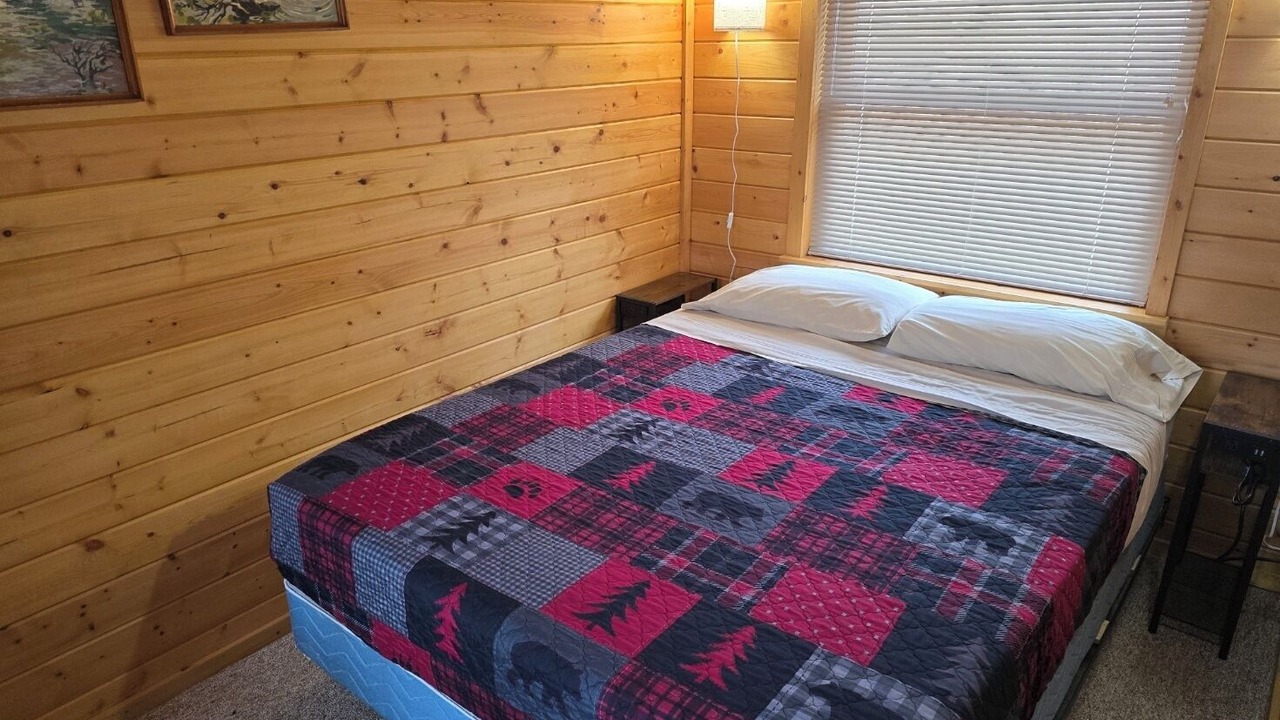 Photo of Bedroom in Solon Springs