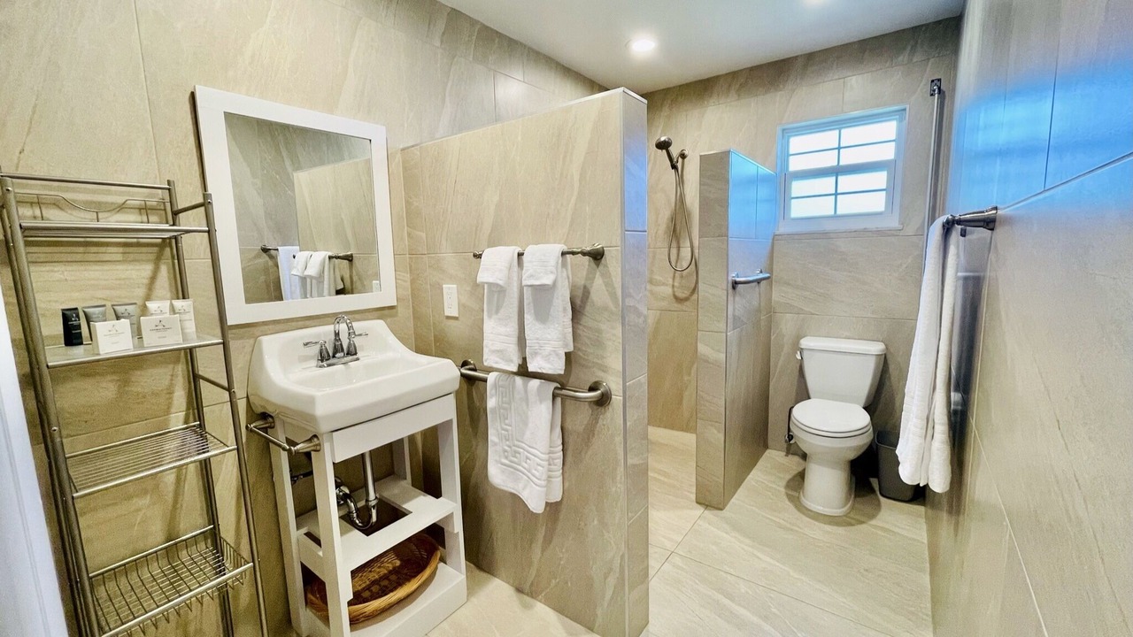 Photo of Bathroom in Stuart