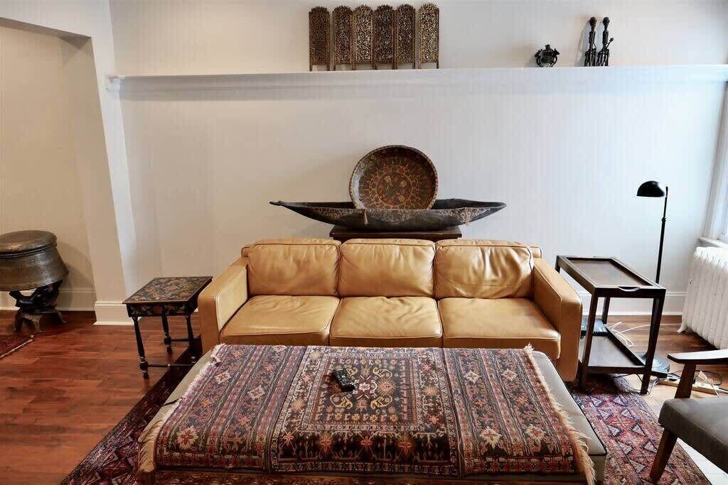 Photo of Livingroom in Lanier Heights