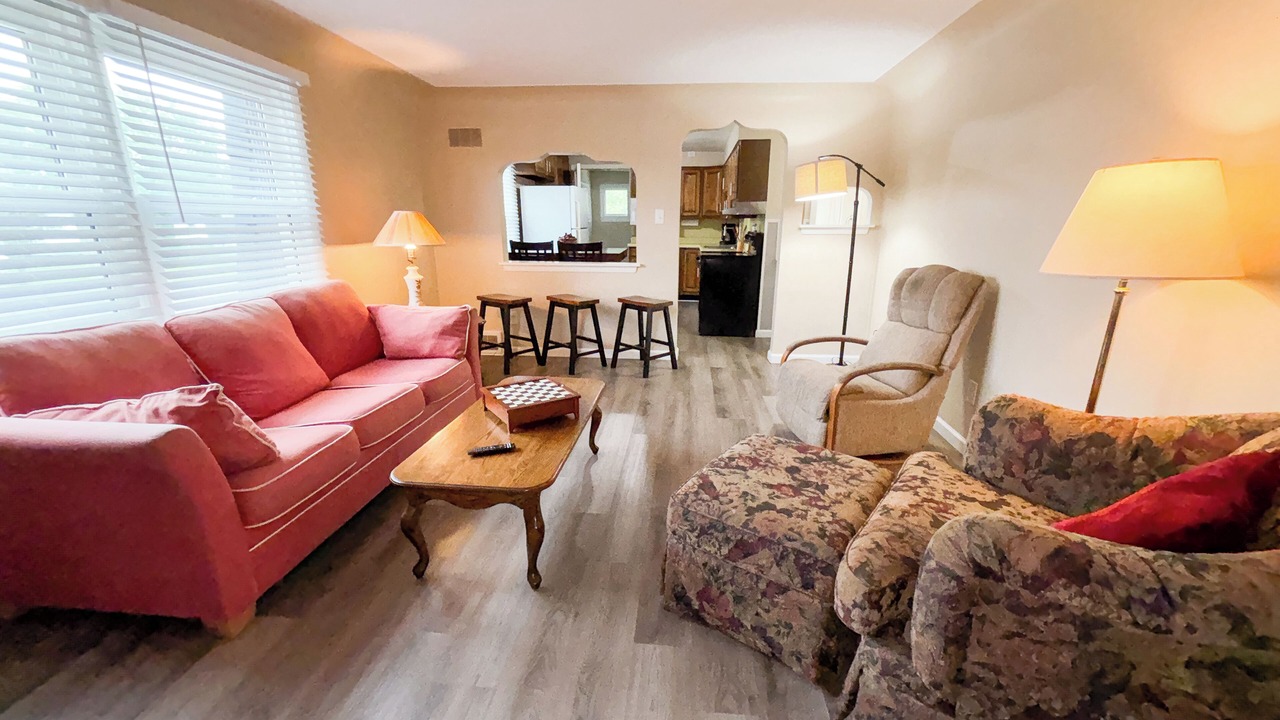 Photo of Livingroom in Anchor Bay Harbor